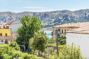 2-Bedroom Apartment in Baška for 4 Guests