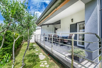 3-Bedroom Villa with Private Pool in Jurandvor