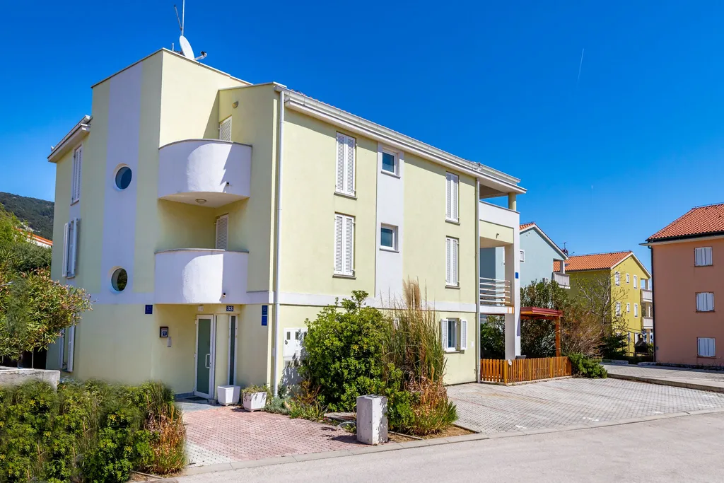 1-Bedroom Apartment in Baška for Up to 4 Guests