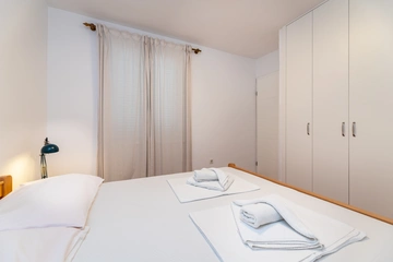 2-Bedroom Apartment in Baška for up to 5 Guests