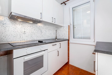 2-Bedroom Apartment in Baška for up to 5 Guests