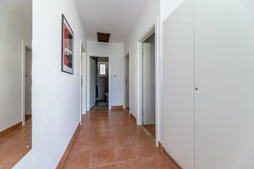 Two-Bedroom Apartment Near the Sea in Baška