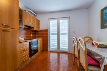 Two-Bedroom Apartment Near the Sea in Baška