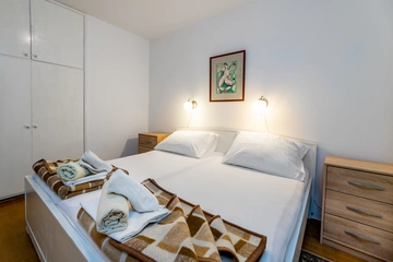 2-Bedroom Apartment in Baška for Up to 5