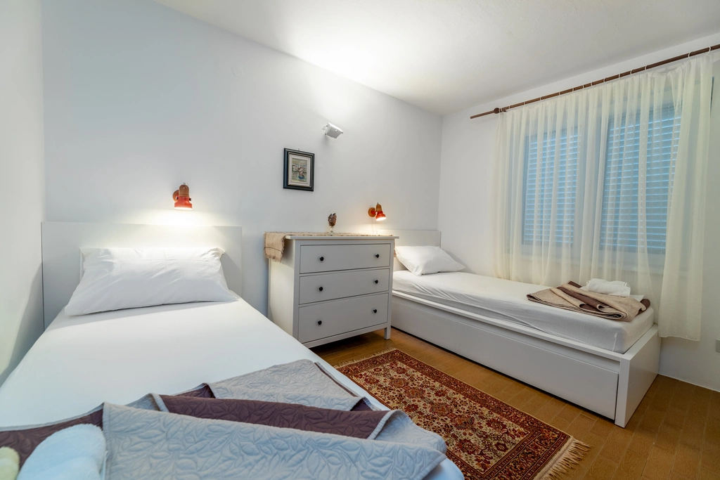 2-Bedroom Apartment in Baška for Up to 5