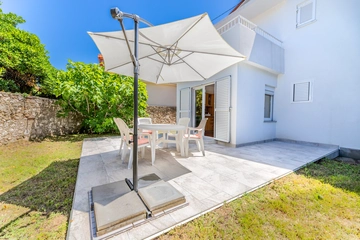 2-Bedroom Apartment in Baška for Up to 5