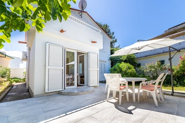 2-Bedroom Apartment in Baška for Up to 5