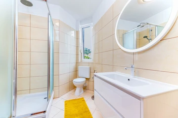 Apartment in Baška for Up to 4 Guests with Balcony