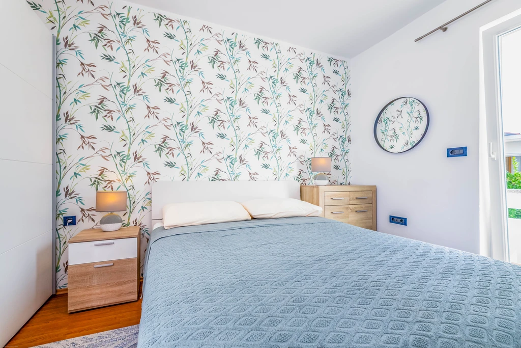 Apartment in Baška for Up to 4 Guests with Balcony