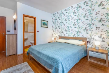 Apartment in Baška for Up to 4 Guests with Balcony