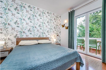 Apartment in Baška for Up to 4 Guests with Balcony