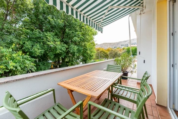 Apartment in Baška for Up to 4 Guests with Balcony