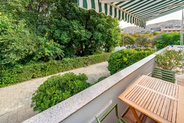 Apartment in Baška for Up to 4 Guests with Balcony