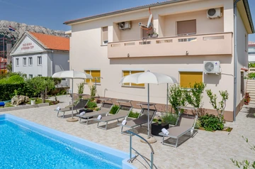 One-Bedroom Apartment in Baška for Up to 3 Guests