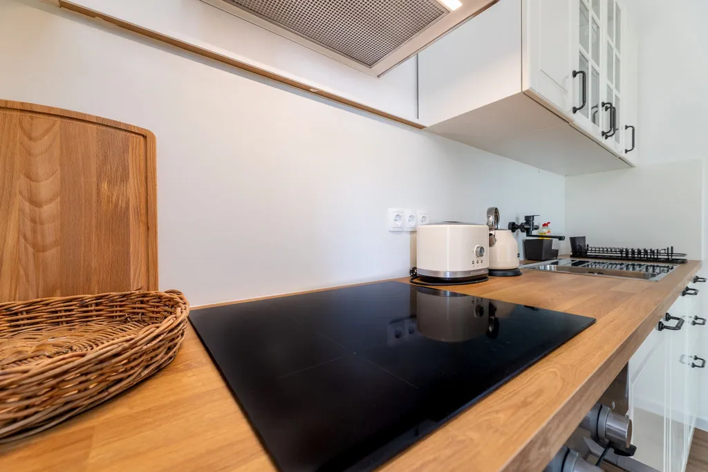 Baška 2-Bedroom Apartment for Up to 5 Guests
