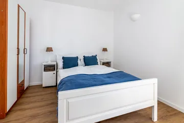Baška 2-Bedroom Apartment for Up to 5 Guests
