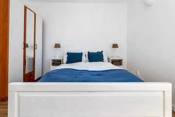 Baška 2-Bedroom Apartment for Up to 5 Guests