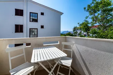 Baška 2-Bedroom Apartment for Up to 5 Guests