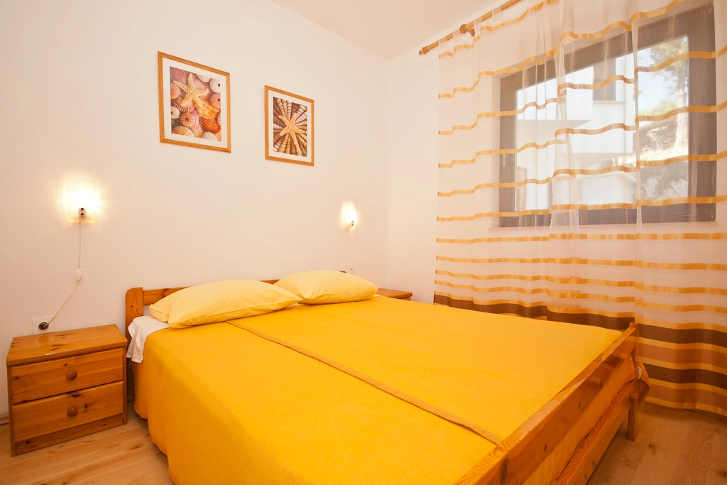 Two-Bedroom Apartment with Sea View in Baška