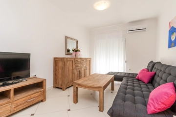 Apartment in Baška with Balcony and Parking