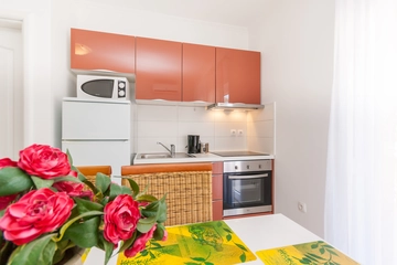 Apartment in Baška for 2–3 Guests with Balcony