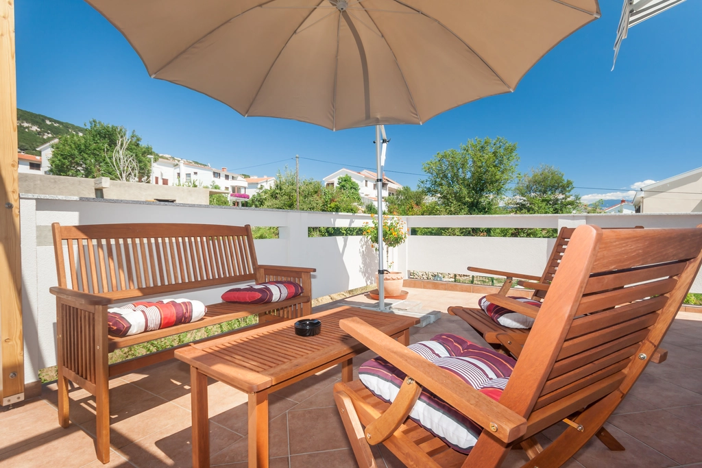 Apartment in Baška for 2–3 Guests with Balcony