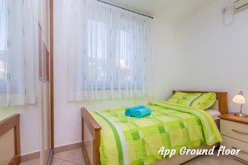 Two-Apartment 2-Bedroom Apartment in Baška