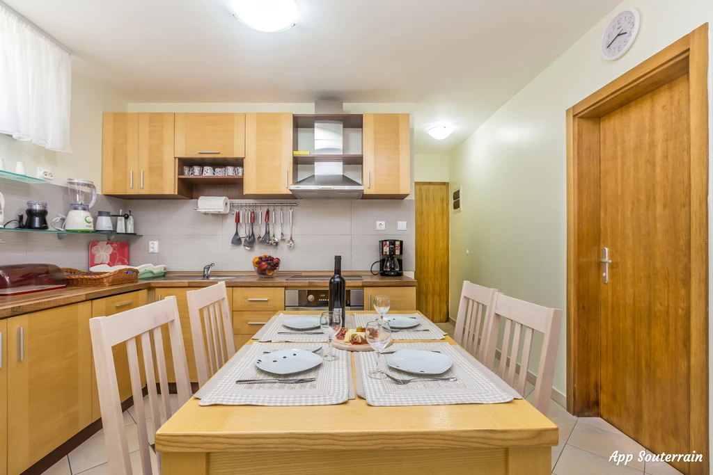 Two-Apartment 2-Bedroom Apartment in Baška