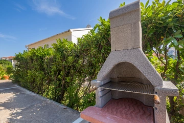 Two-Apartment 2-Bedroom Apartment in Baška