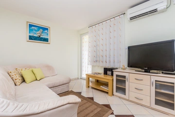 One-Bedroom Apartment in Baška for Up to 4