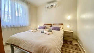 One-Bedroom Apartment in Baška for Up to 4