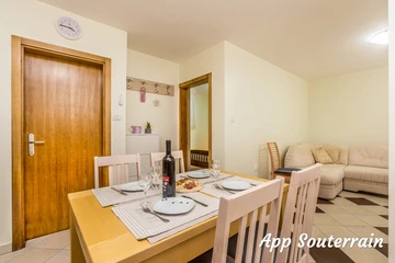 Souterrain Apartment in Baška for Up to 4