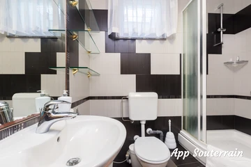 Souterrain Apartment in Baška for Up to 4