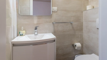 2-Bedroom Apartment in Baška for 4–5 Guests