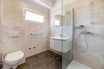 2-Bedroom Apartment in Baška for 4–5 Guests