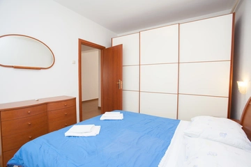 2-Bedroom Apartment in Baška for 4–5 Guests