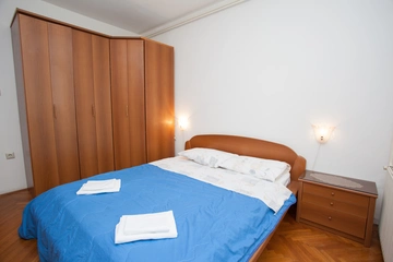 2-Bedroom Apartment in Baška for 4–5 Guests