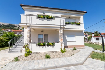 Room for 2 Guests in Baška with Air Conditioning