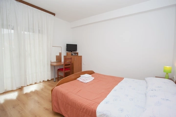 Room for 2 Guests in Baška with Air Conditioning