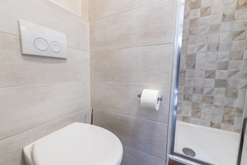 Room for 2 with Private Bathroom and Terrace in Baška