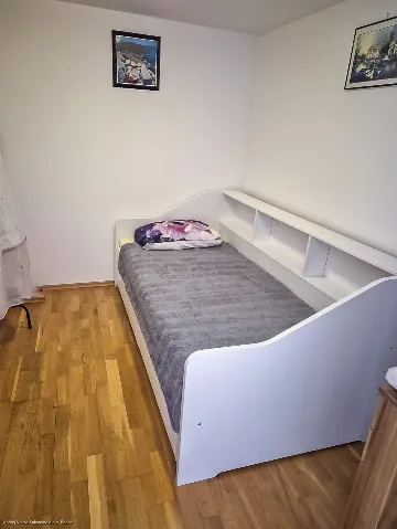 1-Bedroom Apartment in Baška for Up to 3