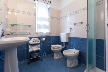 2-Bedroom Apartment in Baška with Parking (4–6)