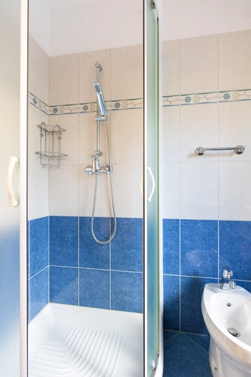 Pet-Friendly 1-Bedroom Apartment in Baška for 4