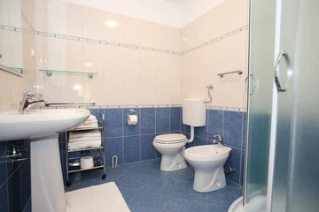 Pet-Friendly Souterrain Apartment for 4 in Baška