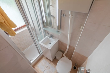 Studio in Baška for 2 Guests with Parking