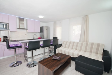 Baška Sea-View Apartment for 5 Guests with Parking