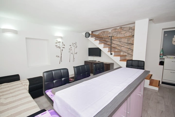 Baška Sea-View Apartment for 5 Guests with Parking