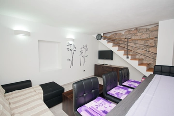 Baška Sea-View Apartment for 5 Guests with Parking