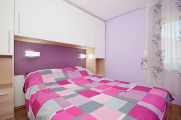 Baška Sea-View Apartment for 5 Guests with Parking