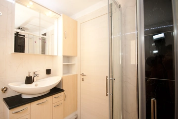 Baška Sea-View Apartment for 5 Guests with Parking